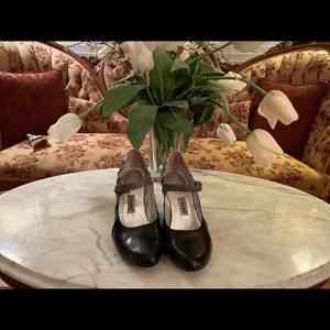 TSUBO black ombré heel size 8